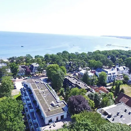 White Pearl 0.04 Apartman *